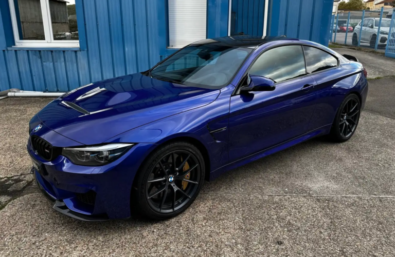 BMW M4 CS