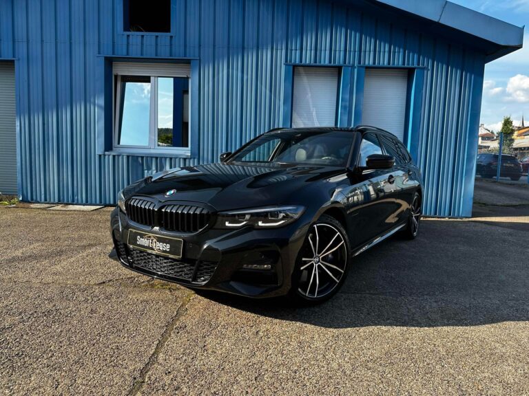 BMW 330e Touring
