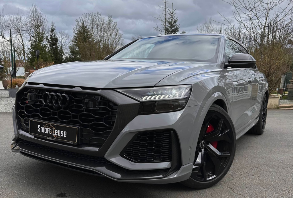 Audi RSQ8