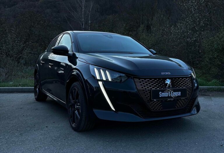 Peugeot 208 GT 100 EAT8