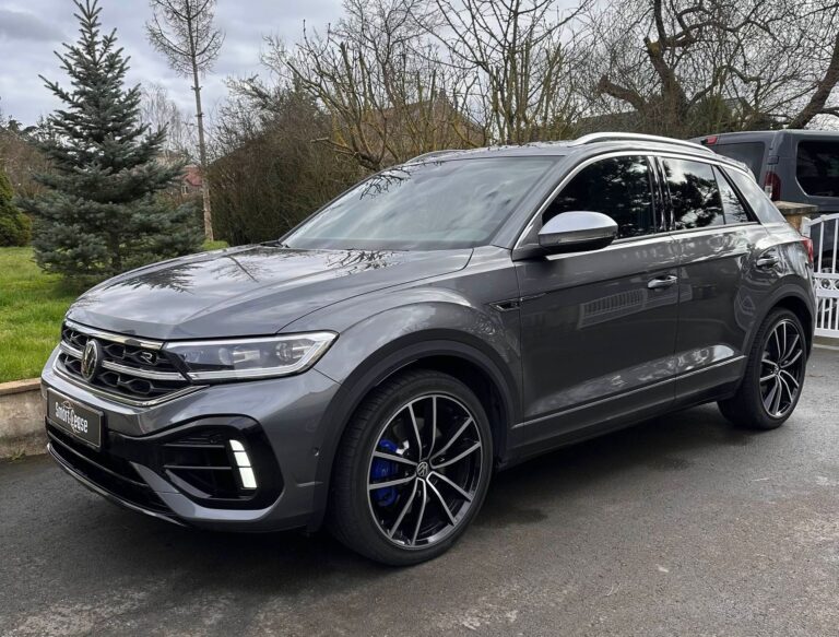 Volkswagen T-Roc R - Akrapovic